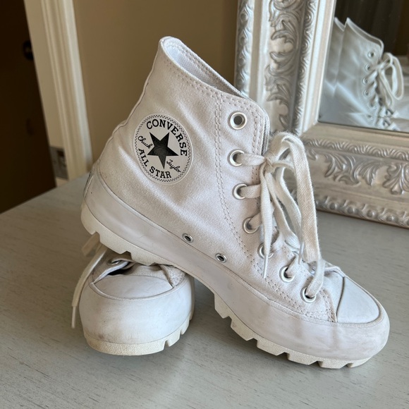 Converse Chuck Taylor All Star Platform Women’s Size 7. - Picture 2 of 9